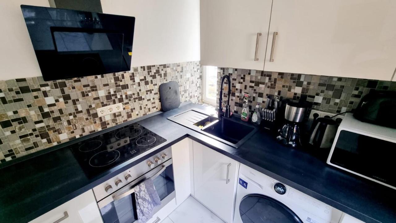Cozy And Modern 1 Bedroom 3 Room Apartment Wiesbaden Dış mekan fotoğraf